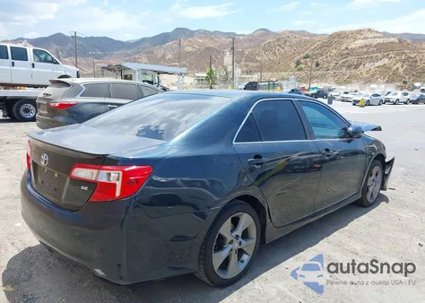 2014 Toyota Camry Se Sport z USA, uszkodzony, nr VIN 4T1BF1FK2EU397101